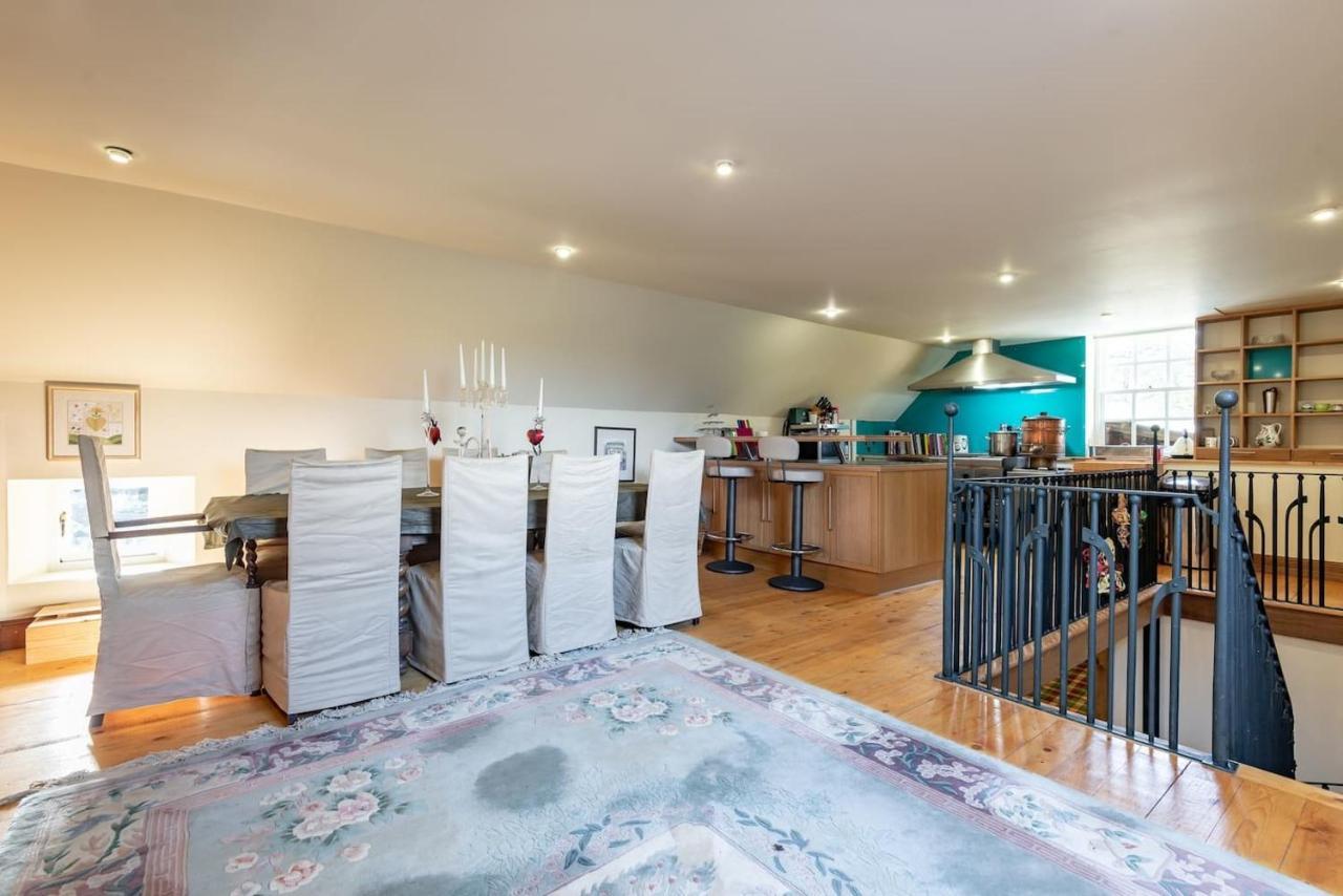 Stunning Luxury Duplex With Hot Tub And Aircon